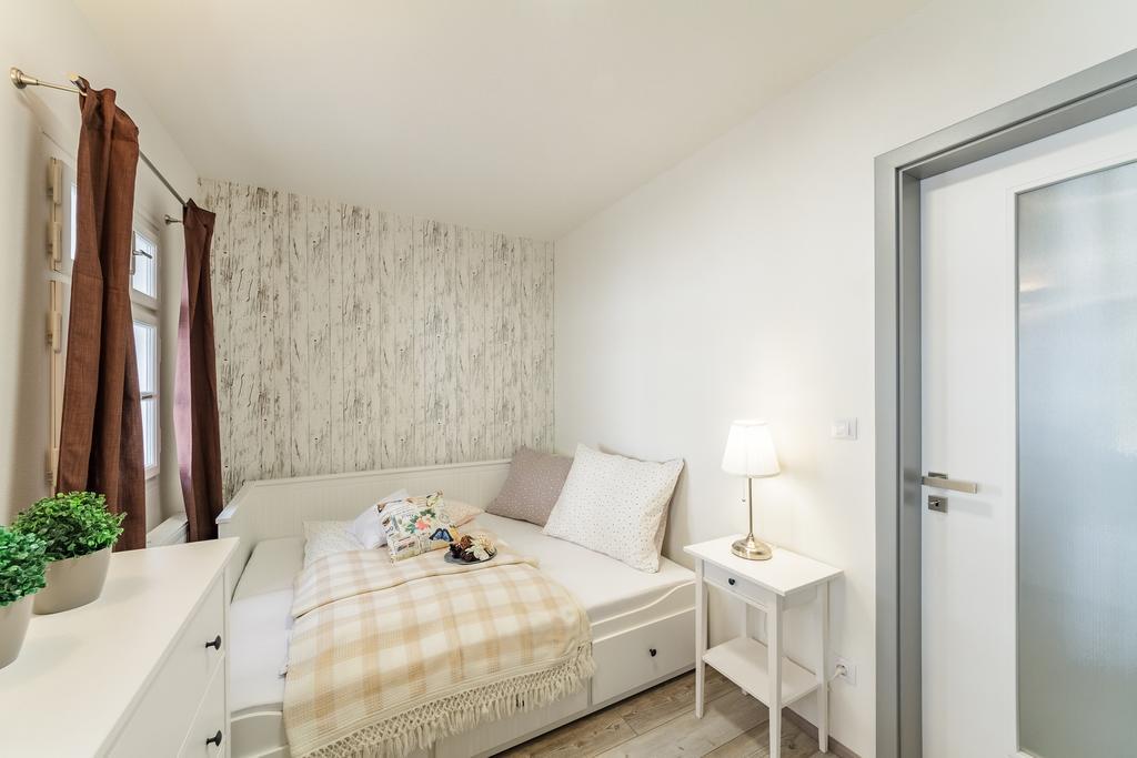 Downtown Royal Apartments Ceske Budejovice Buitenkant foto
